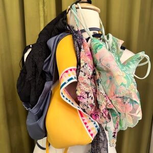 Vitoria Secret Pink Brand bundle L